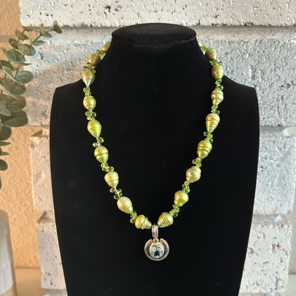 Jewelry - NWOT Green Freshwater Pearl Necklace with 925 Peridot and Glass Pendant